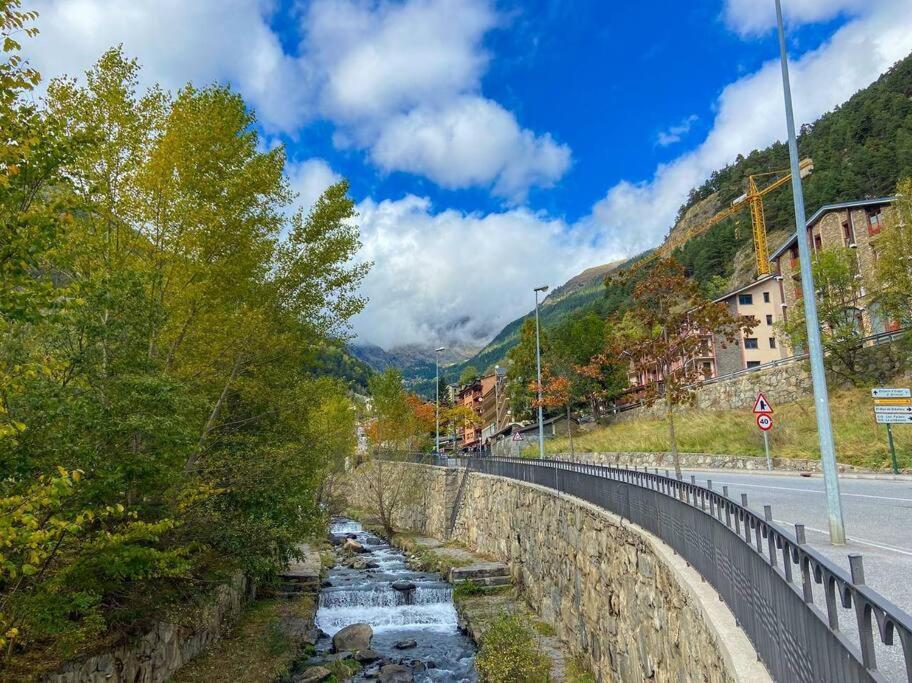 Iconic - A Pie De Pistas En 1 Minuto - Terraza Con Vistas Al Valle Arinsal - Parking Gratis L By Bonesvacances Esterno foto