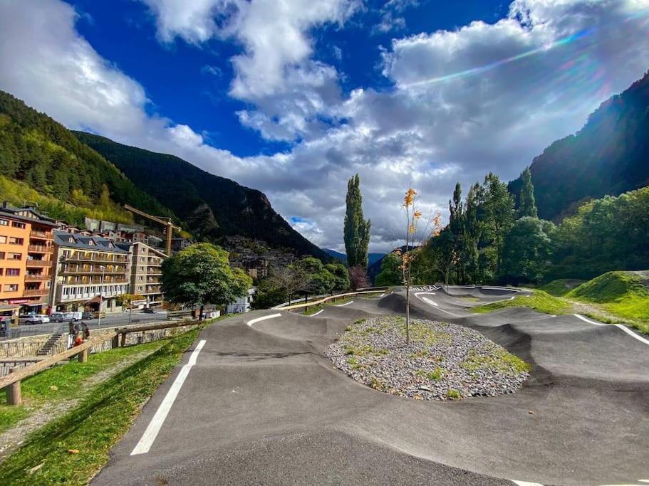 Iconic - A Pie De Pistas En 1 Minuto - Terraza Con Vistas Al Valle Arinsal - Parking Gratis L By Bonesvacances Esterno foto