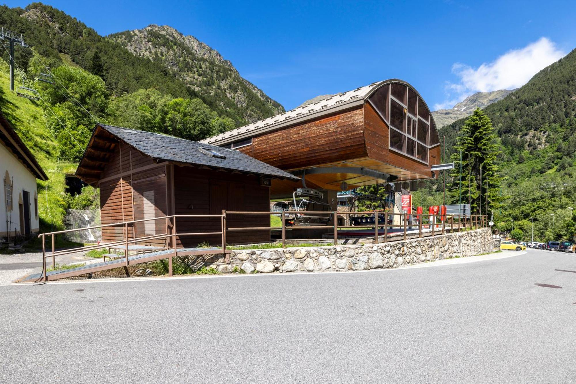 Iconic - A Pie De Pistas En 1 Minuto - Terraza Con Vistas Al Valle Arinsal - Parking Gratis L By Bonesvacances Esterno foto