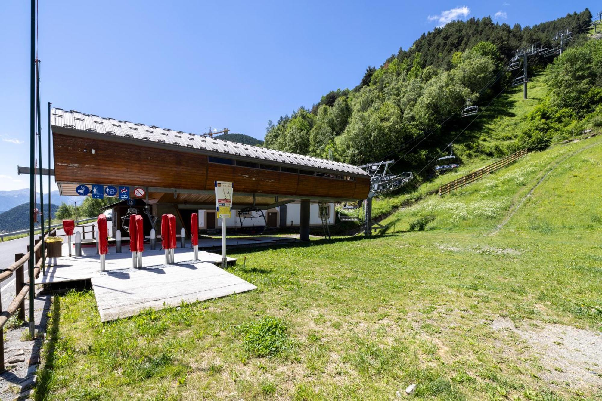 Iconic - A Pie De Pistas En 1 Minuto - Terraza Con Vistas Al Valle Arinsal - Parking Gratis L By Bonesvacances Esterno foto